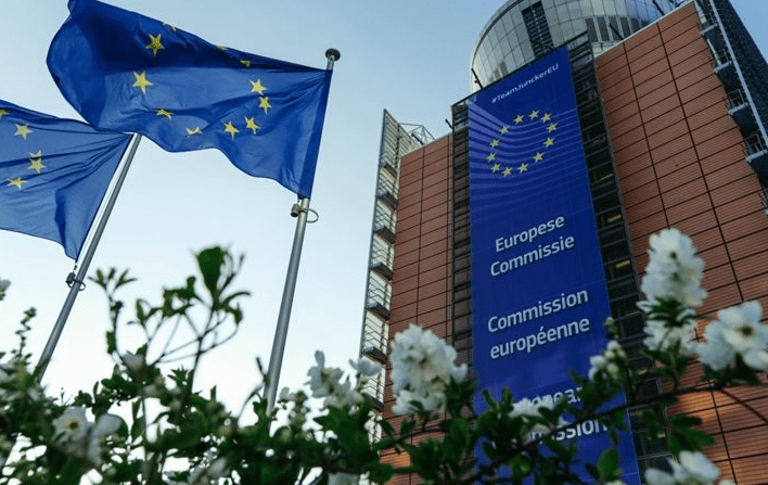 开云kaiyun官方网站-
“自废武功”还不够?欧盟对乌克兰发出通牒:想加入就扬弃重工业(图6) 开云kaiyun官方网站-
“自废武功”还不够?欧盟对乌克兰发出通牒:想加入就扬弃重工业(图6)