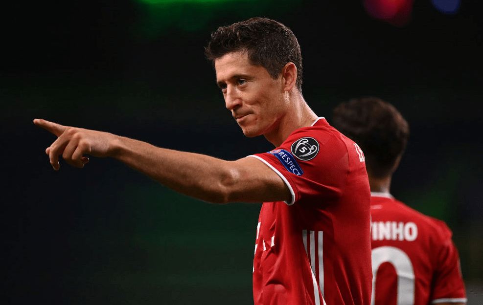 开云kaiyun官方网站：
莱万距C罗欧冠纪录仅差两球！若非赛制改变 他本可破C罗纪录！(图4)