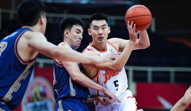 “Kaiyun官方网站”
巨人杀手已成巨人！全华班、没有球星 吉林男篮为何能打进前四？(图9)