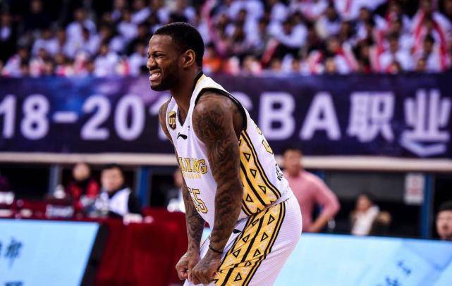 
前北控男篮外援登陆欧洲联赛 身体素质出众 曾单场孝敬67分|Kaiyun官方网站(图4)